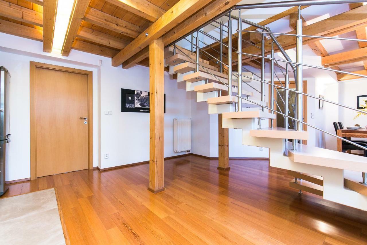 Attic Apartment By Wenceslas Square Prague Luaran gambar